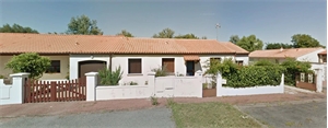 maison à la vente -   17430  TONNAY CHARENTE, surface 88 m2 vente maison - UBI455357102